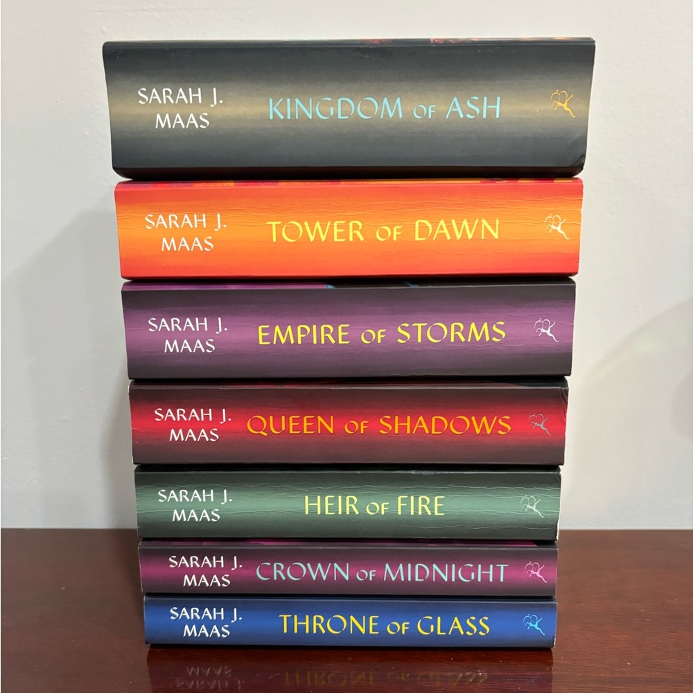Throne of Glass Series - Sarah J. Maas Book Set